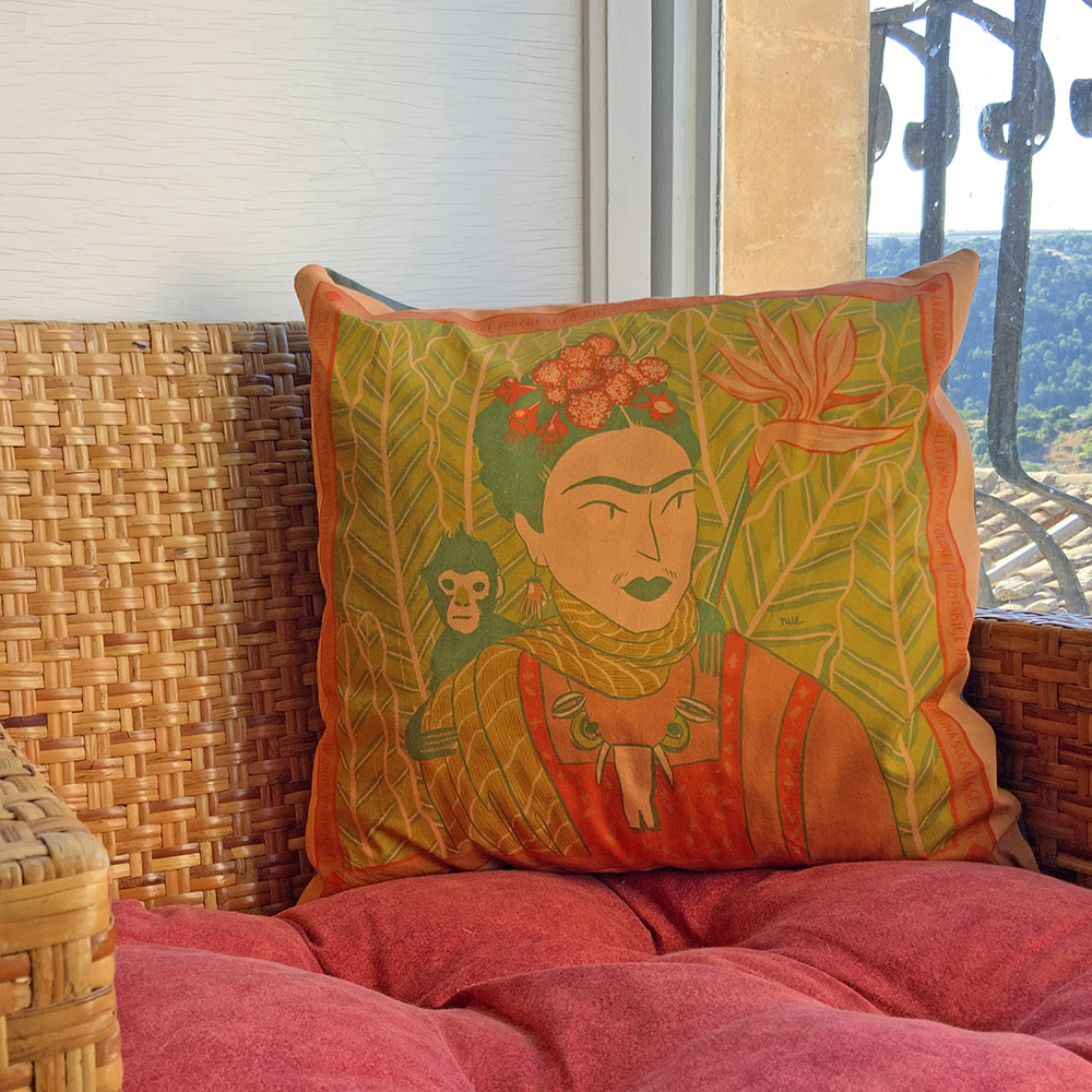 nue-illustrazione_copricuscino-frida-r